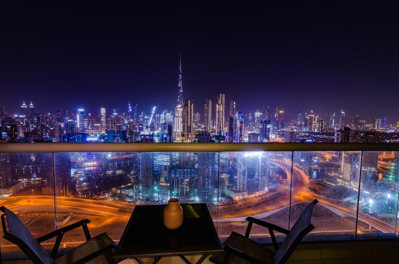 Royal Club By Rvhr, Paramount Tower B, Business Bay Dubai Exterior foto